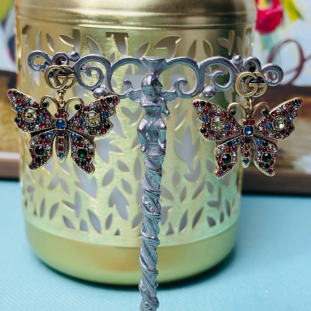 Butterfly Vintage Gold Earrings with Multicolor Stones. New.